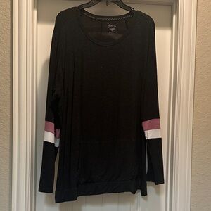 Market & Spruce Black Long Sleeve Top with Pink and White Accents